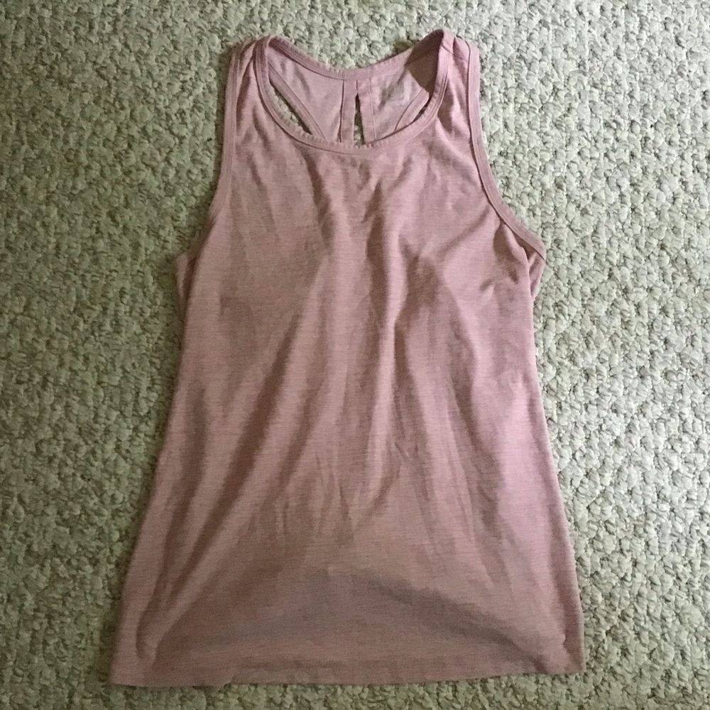 Old Navy Active Tank - Picture 2 of 7